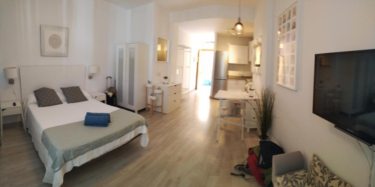 Modern Studio Flat Close To Plaza Merced Málaga Exterior foto